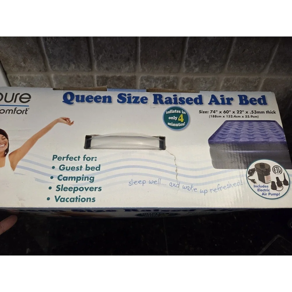 Pure Comfort Queen Size Raised Air Bed With Pump 74x60x22 NIB NICE